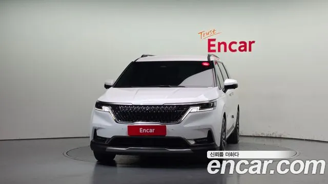 Kia Carnival 2022 thumb 3