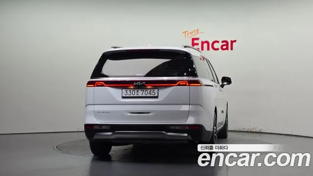 Kia Carnival 2022 thumb 4