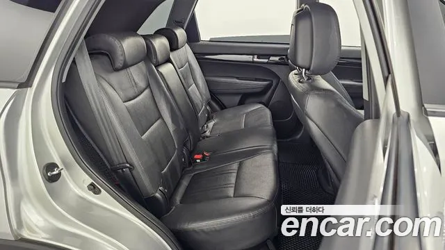Kia Sorento 2010 thumb 11