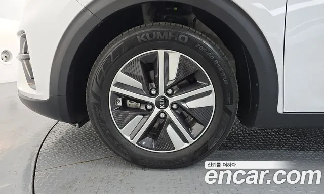 Kia Niro 2020 thumb 5