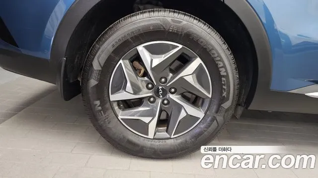 Kia Sorento 2023 thumb 5