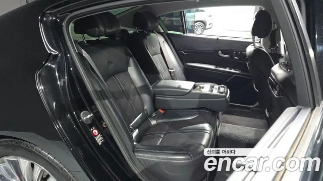 Kia K9 2015 thumb 11