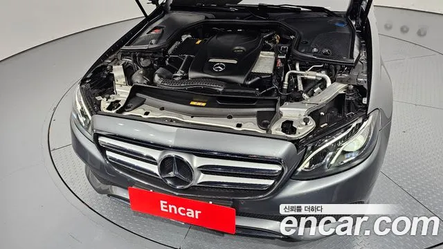 Mercedes-Benz E-Класс 2018 thumb 5