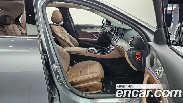 Mercedes-Benz E-Класс 2018 thumb 10