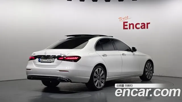 Mercedes-Benz E-Класс 2021 thumb 2