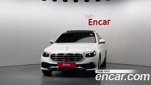 Mercedes-Benz E-Класс 2021 thumb 3