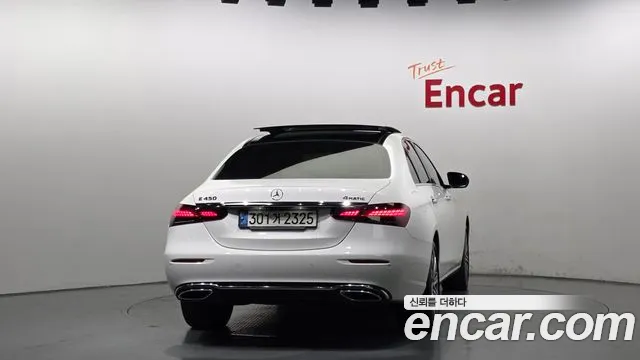 Mercedes-Benz E-Класс 2021 thumb 4
