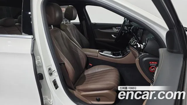 Mercedes-Benz E-Класс 2021 thumb 12
