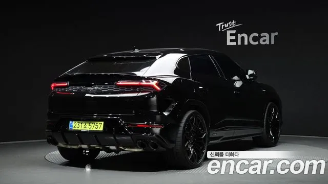 Lamborghini Urus 2026 thumb 2