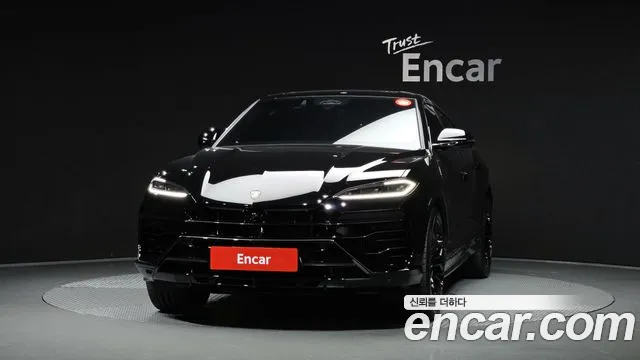 Lamborghini Urus 2026 thumb 3