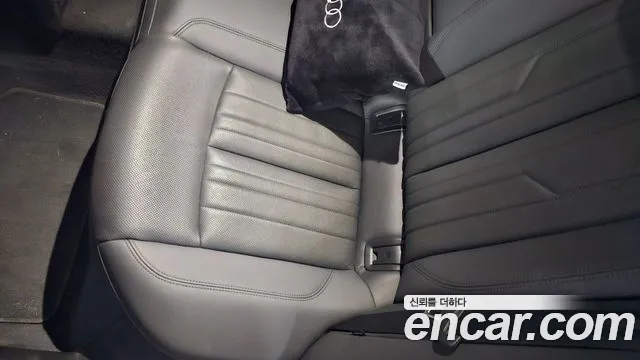 Audi A6 2021 thumb 9