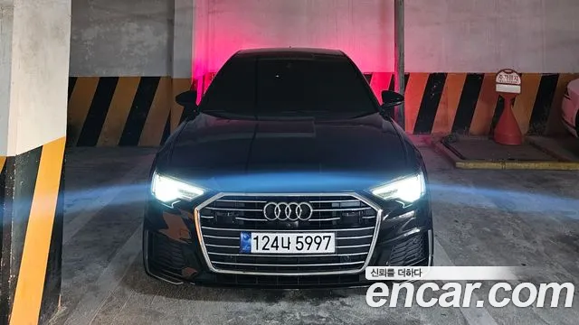 Audi A6 2021 thumb 11