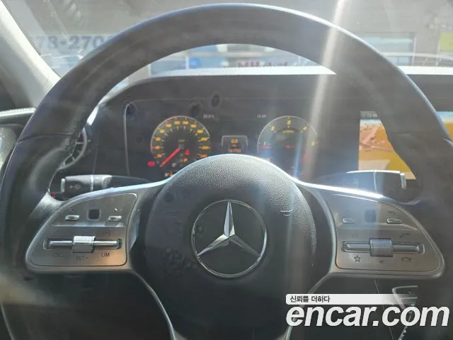 Mercedes-Benz CLS-Class 2019 thumb 9