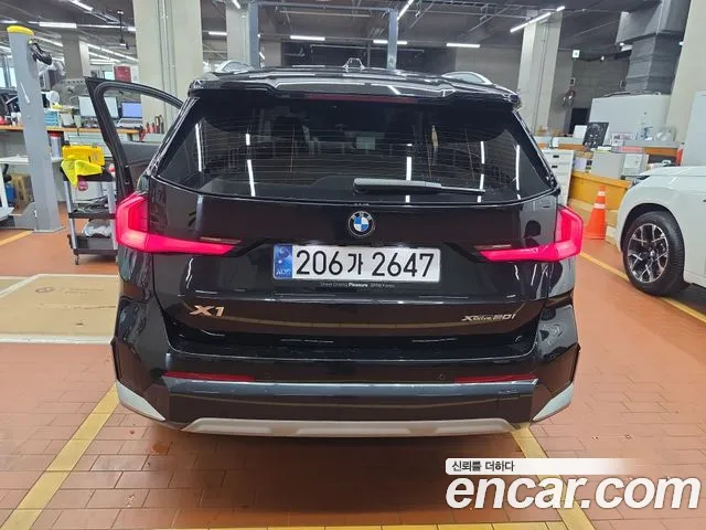 BMW X1 2024 thumb 2