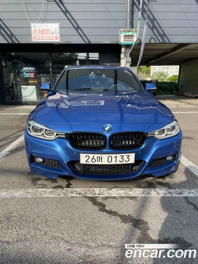 BMW 3-Series 2016 thumb 3