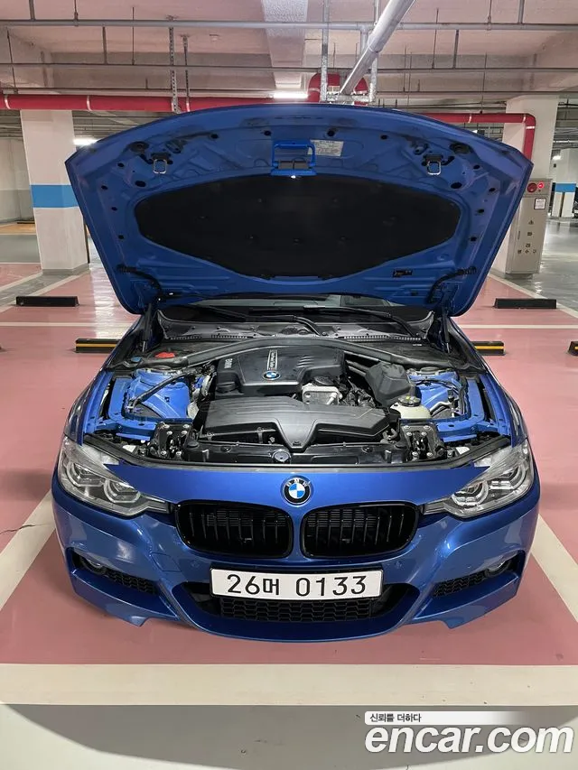 BMW 3-Series 2016 thumb 6