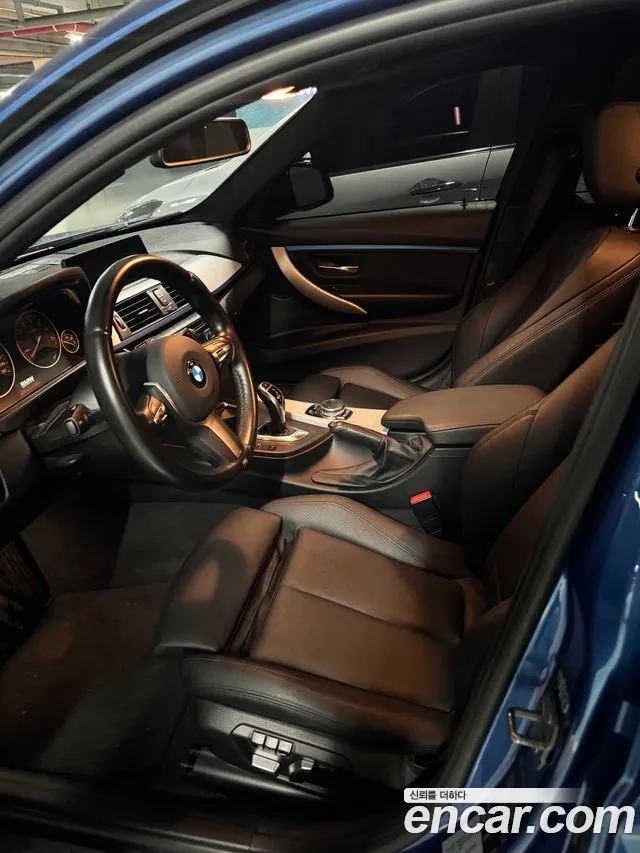 BMW 3-Series 2016 thumb 10
