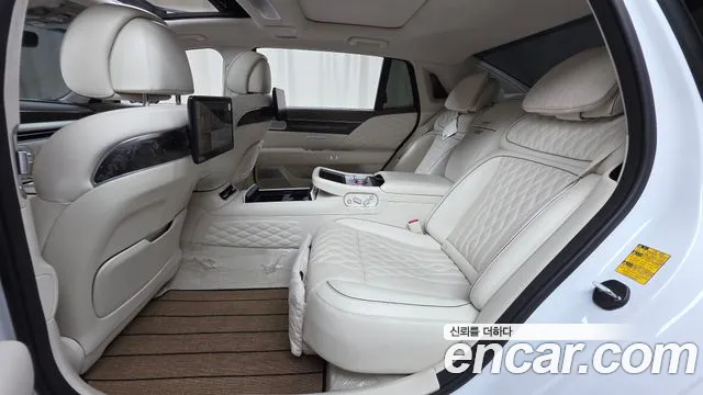 Genesis G90 2022 thumb 11