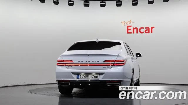 Genesis G90 2019 thumb 4