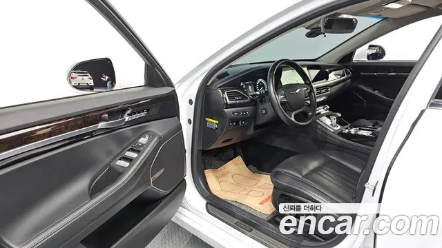 Genesis G90 2019 thumb 10
