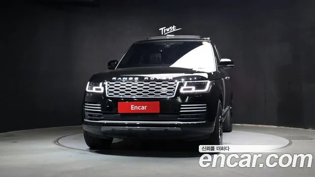 Land Rover Range Rover 2018 thumb 3