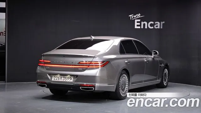 Genesis G90 2020 thumb 2