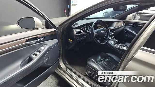 Genesis G90 2020 thumb 10
