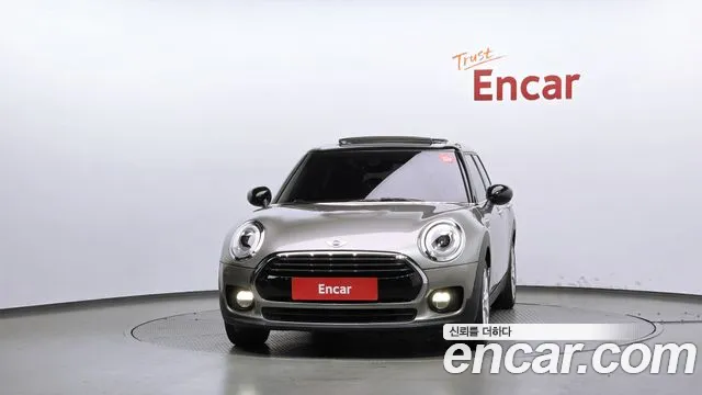 MINI Clubman 2017 thumb 3