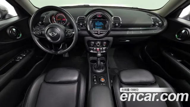 MINI Clubman 2017 thumb 7