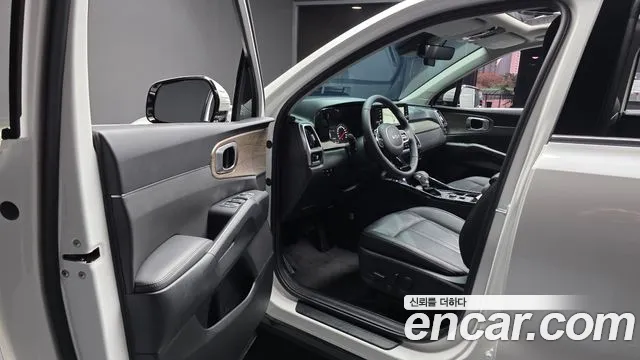 Kia Sorento 2023 thumb 10