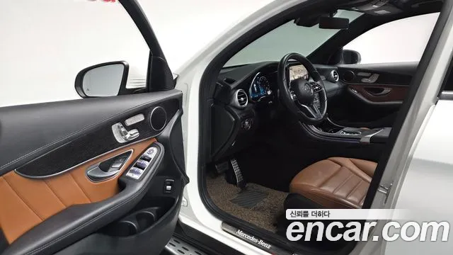 Mercedes-Benz GLC 2023 thumb 9