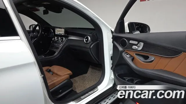 Mercedes-Benz GLC 2023 thumb 10