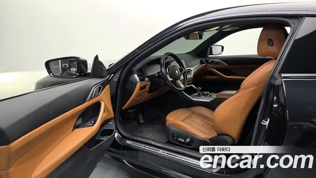 BMW 4-Series 2021 thumb 10