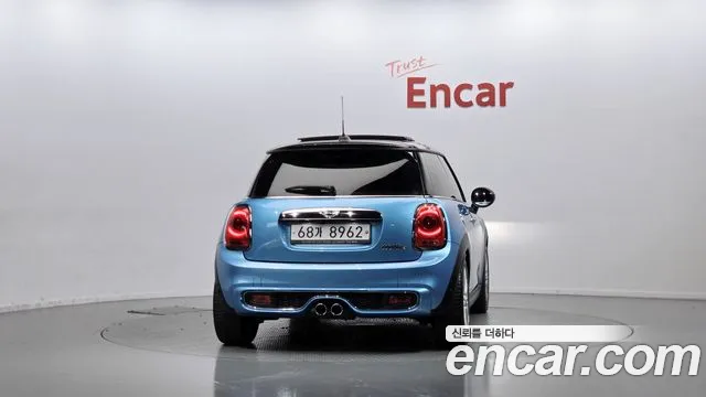 MINI Hatch 2015 thumb 4