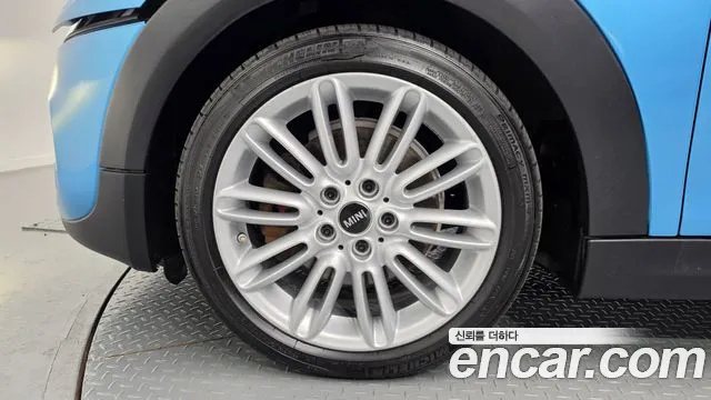 MINI Hatch 2015 thumb 5