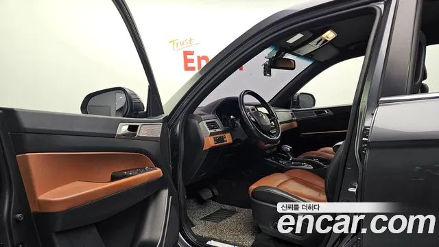 KG_Mobility_Ssangyong Rexton 2019 thumb 10
