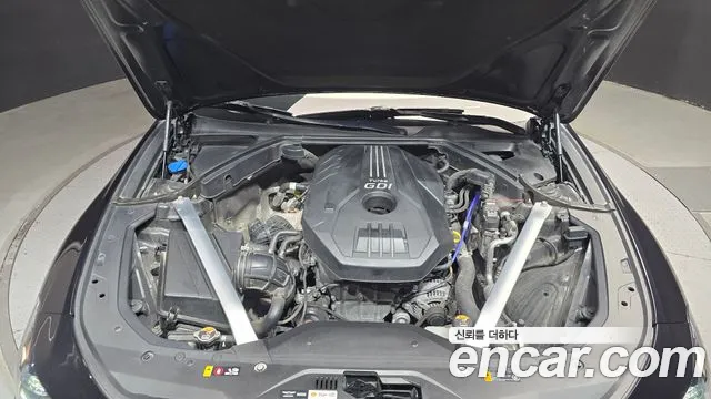 Genesis G70 2020 thumb 6