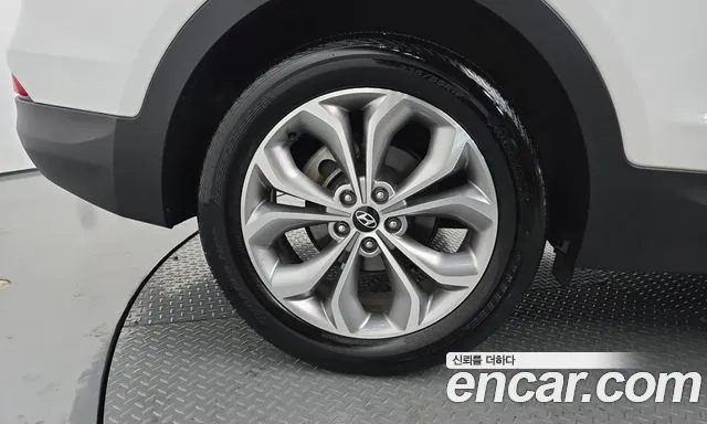 Hyundai Santa Fe 2012 thumb 4
