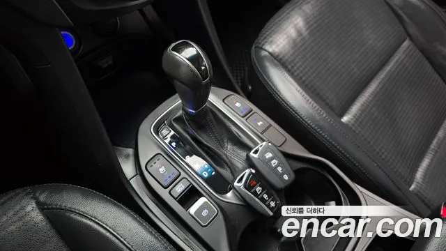 Hyundai Santa Fe 2012 thumb 8
