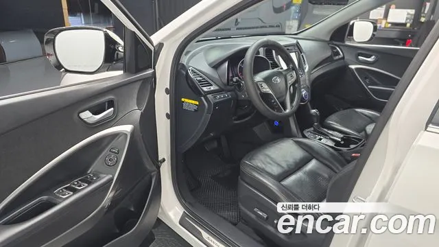 Hyundai Santa Fe 2012 thumb 9