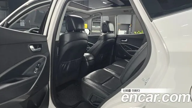Hyundai Santa Fe 2012 thumb 10
