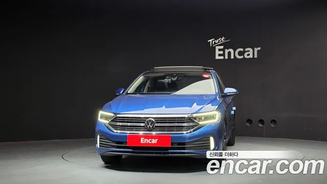 Volkswagen Jetta 2023 thumb 3