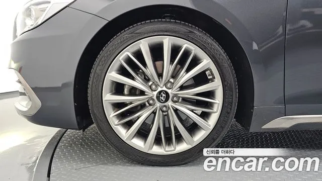 Hyundai Grandeur 2017 thumb 5