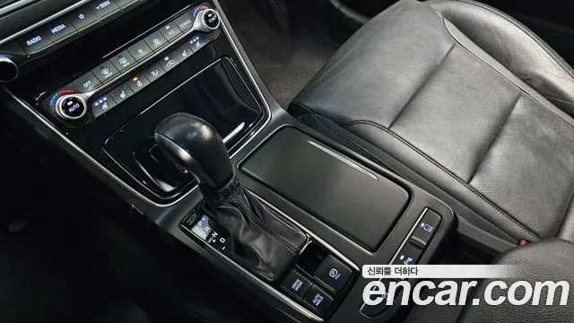 Hyundai Grandeur 2017 thumb 9