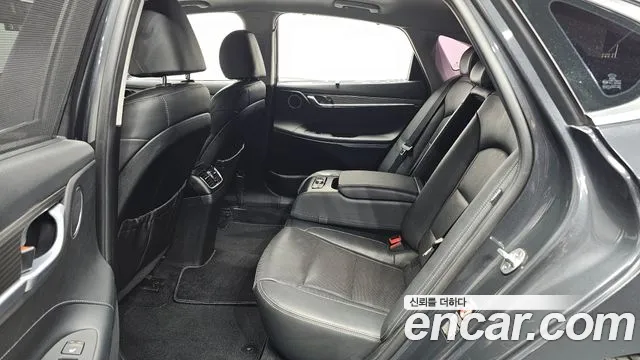 Hyundai Grandeur 2017 thumb 11