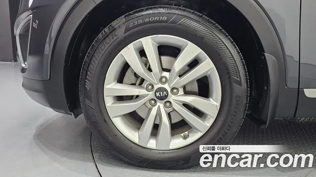 Kia Sorento 2016 thumb 5