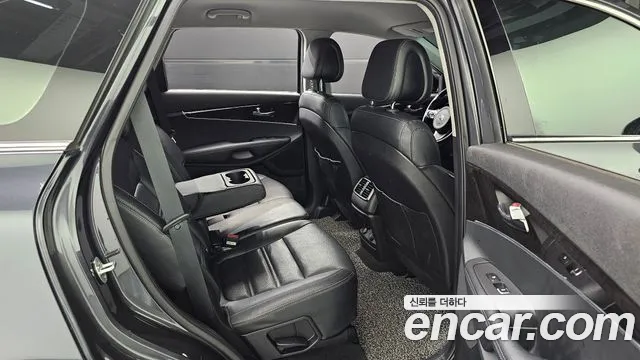 Kia Sorento 2016 thumb 11