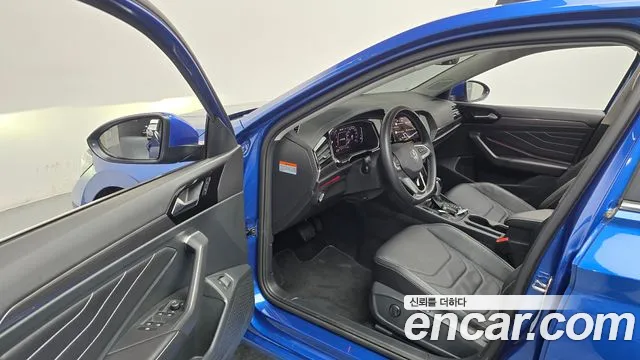 Volkswagen Jetta 2023 thumb 10