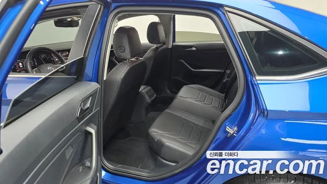 Volkswagen Jetta 2023 thumb 11
