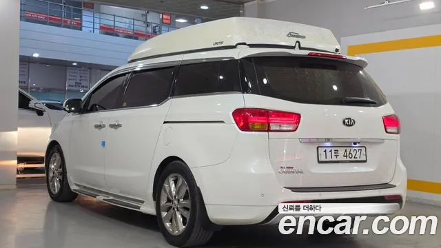 Kia Carnival 2015 thumb 6